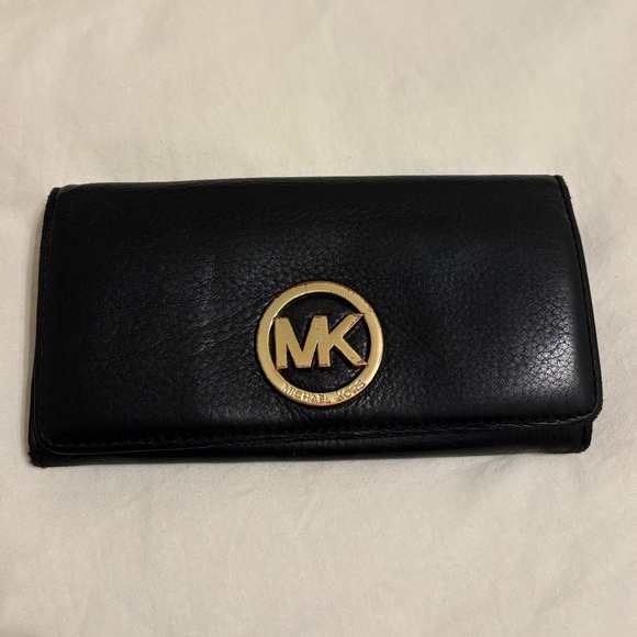 Michael Kors Black Leather Wallet with Gold Emblem - Picture 1 of 8